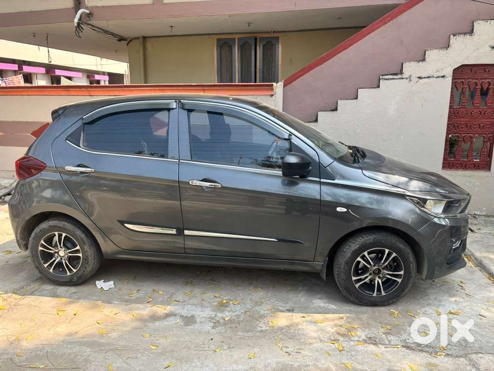 Tata Tiago 2025 Petrol 30000 Km Driven