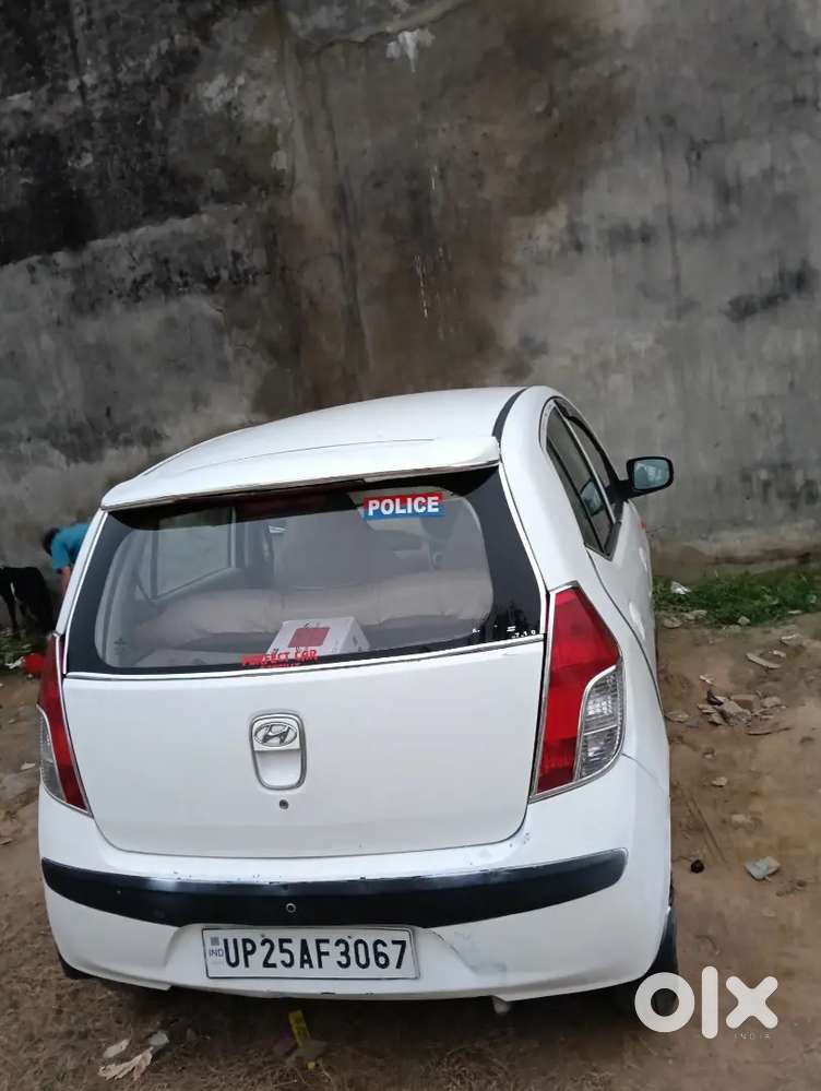 न्यू टायर न्यू बैटरी एलईडी है Ac चालू 2030  गुड कंडीशन कोई कमी नहीं