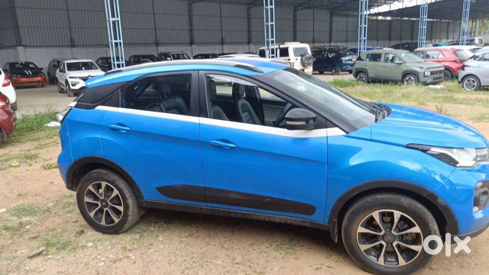 Tata Nexon 1.2 Revotron Xza Plus Dualtone, 2020, Petrol