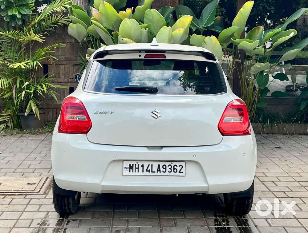Maruti Suzuki Swift 1.3 Zxi, 2023, Petrol