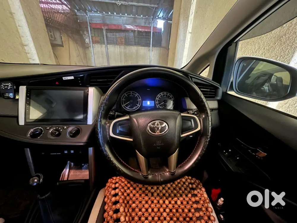 Toyota Innova Crysta 2017 Diesel Well Maintained