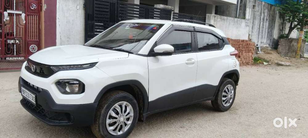 Tata Punch 1.2 Revotron Adventure Rhythm Pack Mt, 2023, Petrol