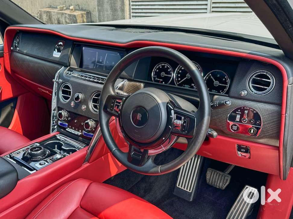 Rolls-royce Cullinan V12, 2020, Petrol