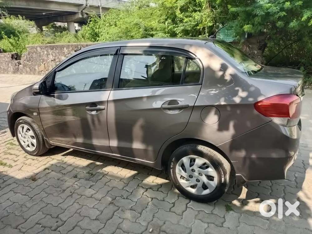 Honda Amaze 2015 Diesel Well Maintained