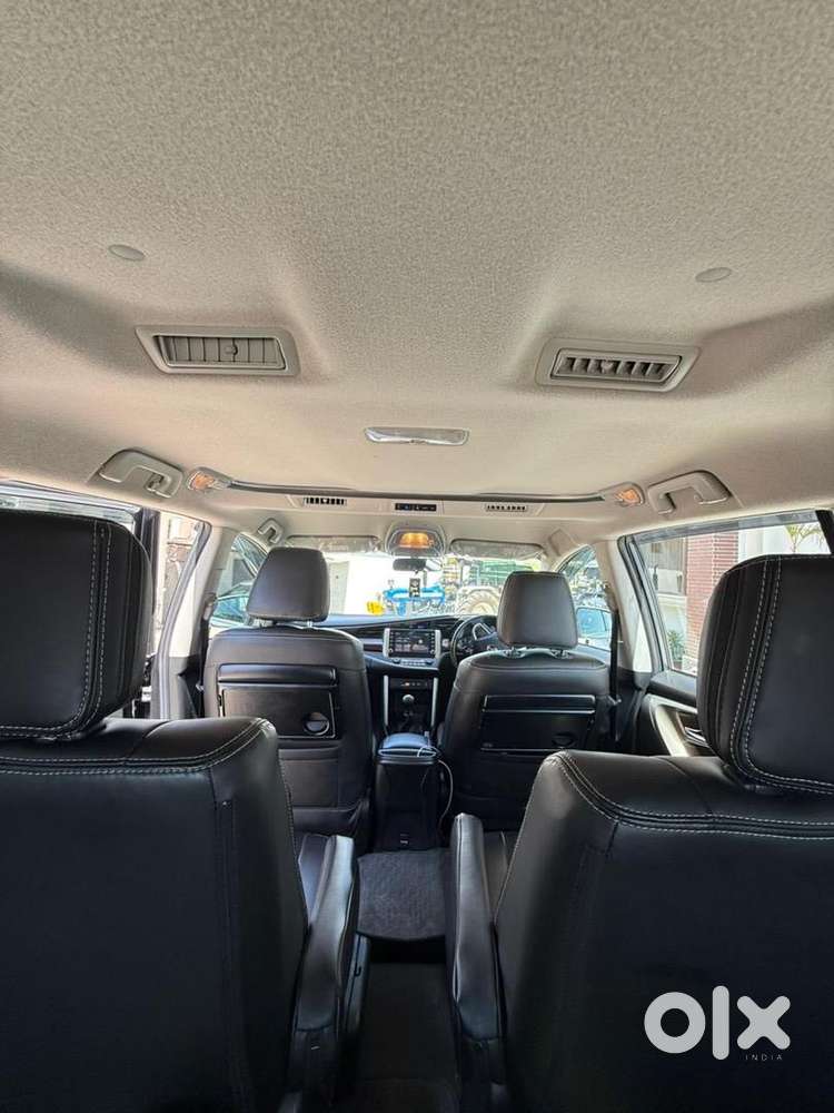 Toyota Innova Crysta 2021 Diesel 33460 Km Driven Well Maintained