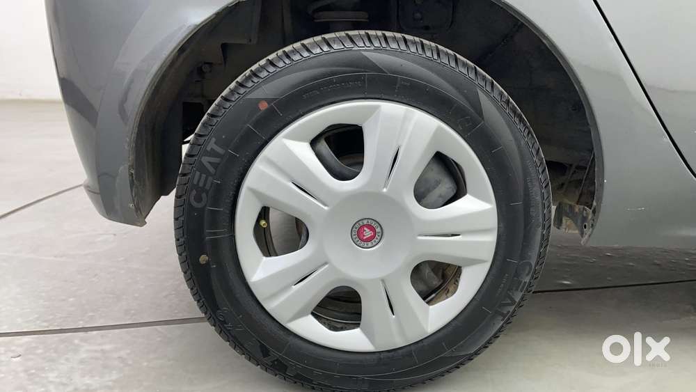 Tata Tiago Xza, 2021, Petrol