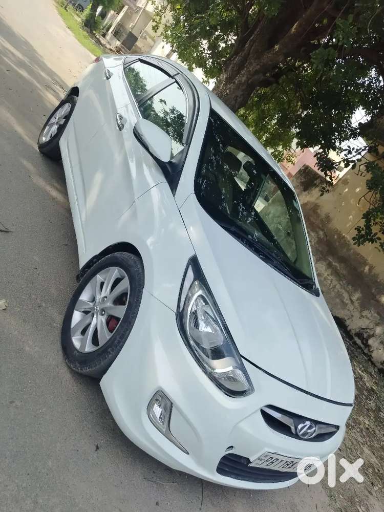 2012 Hyundai Verna Suv Diesel Manual