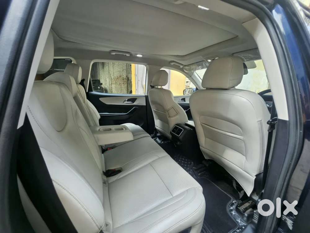 Mahindra Xuv700 2.2 Ax 7 Diesel Mt Str, 2023, Diesel