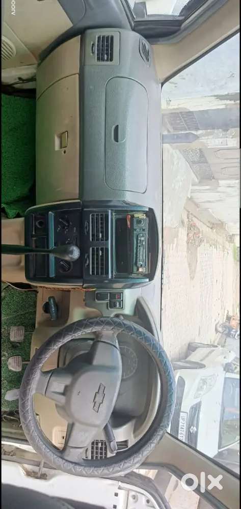 Chevrolet Tavera 2012