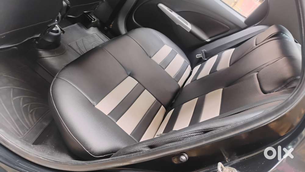 Toyota Etios V, 2012, Petrol