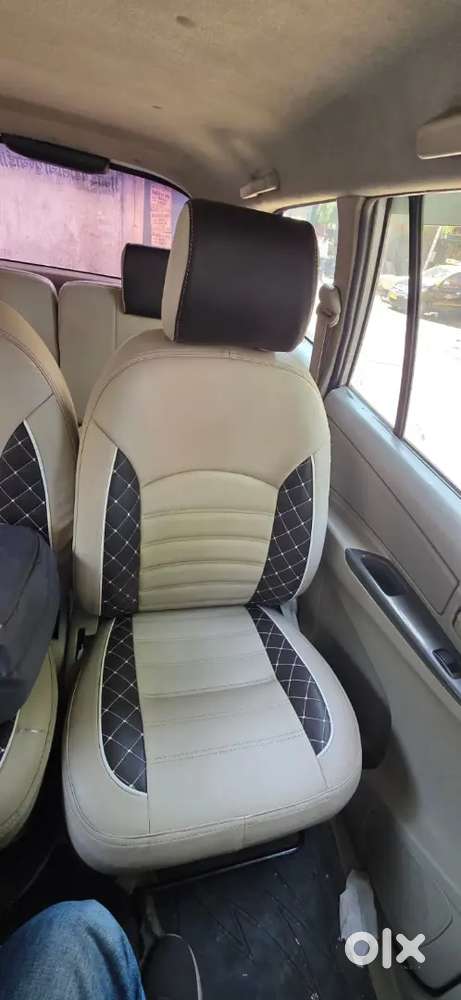 Toyota Innova 2012