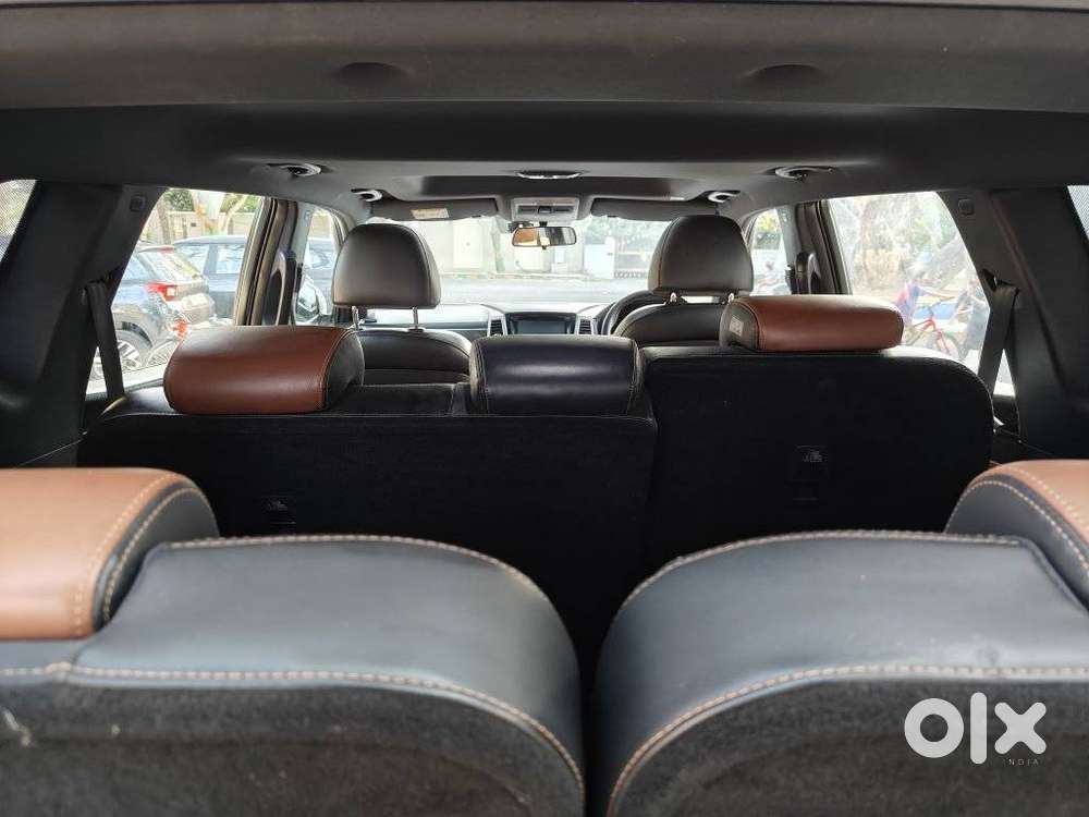 Mahindra Alturas G4 4wd At, 2019, Diesel