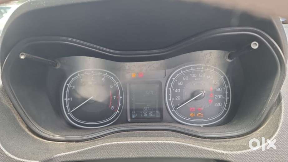 Maruti Suzuki Brezza, 2022, Petrol