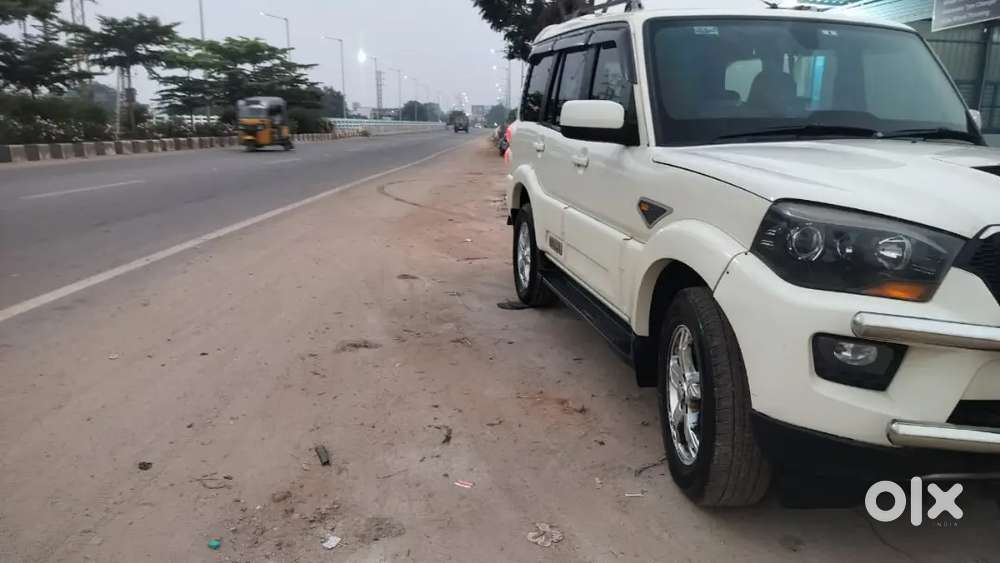 Mahindra Scorpio S10 2017 Diesel 110000 Km Driven
