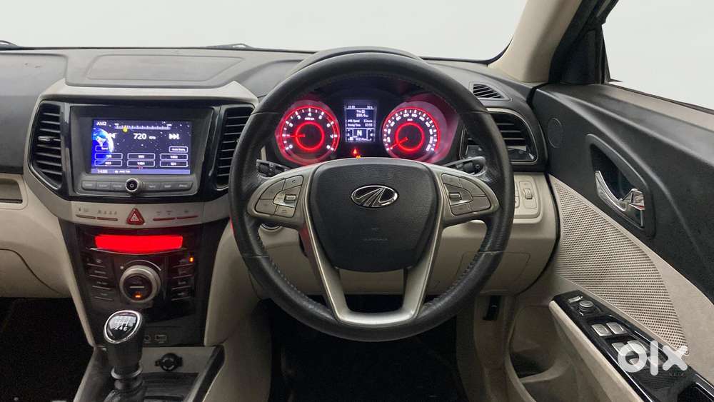 Mahindra Xuv300 W8 Option, 2020, Petrol