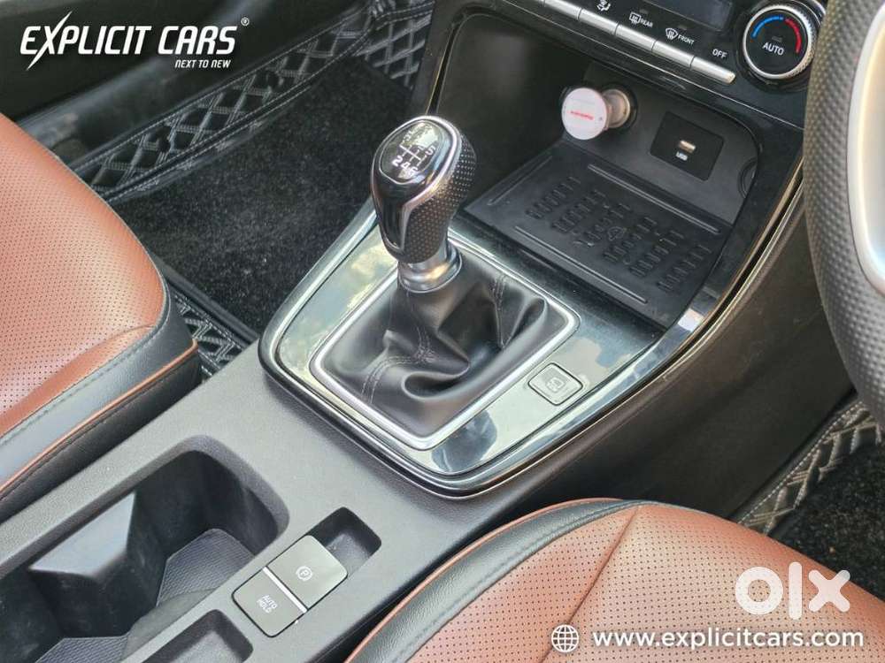 Hyundai Alcazar Platinum 7 Str 1.5 Diesel Adventure, 2023, Diesel