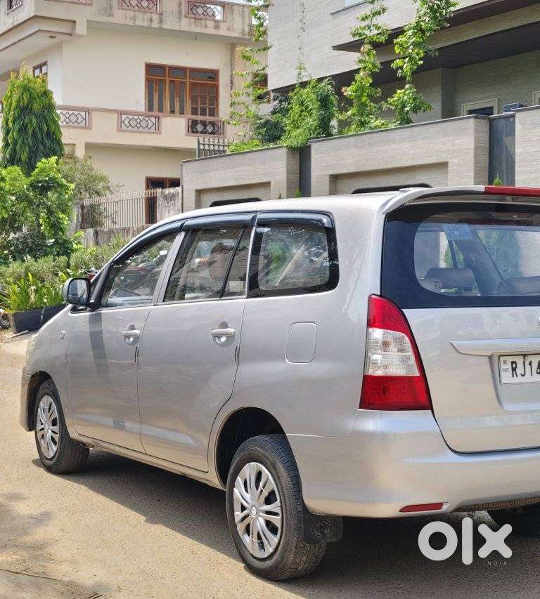Toyota Innova 2.5 G (diesel) 7 Seater, 2016, Diesel