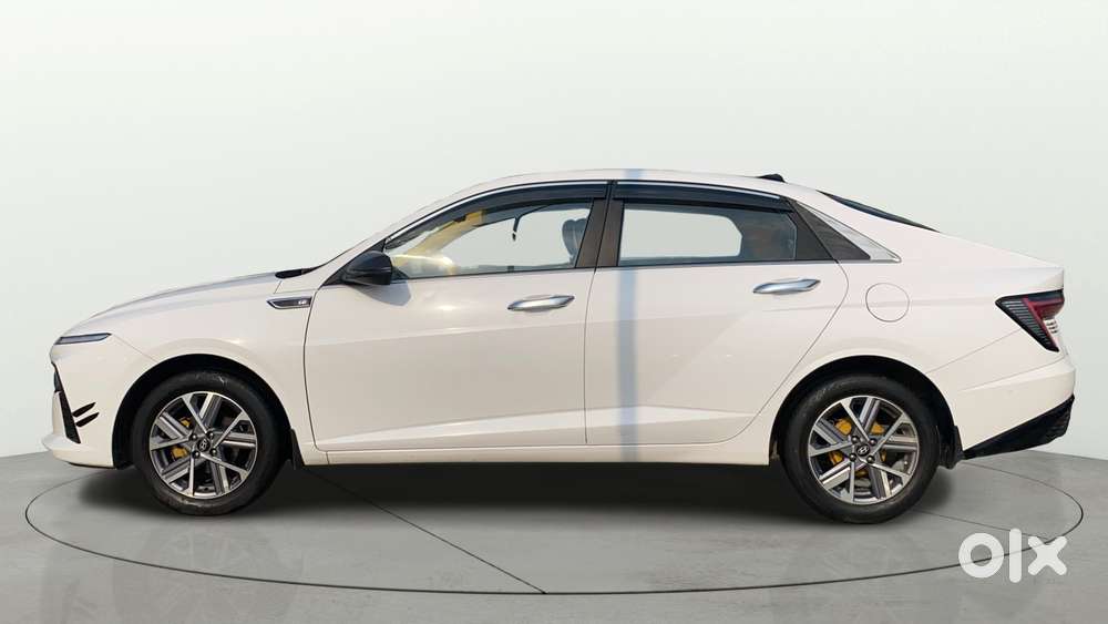 Hyundai Verna 1.5 Mpi Mt Sx (o), 2024, Petrol