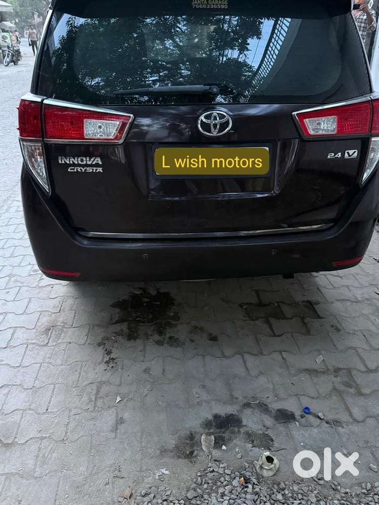 Toyota Innova Crysta 2.4 V, 2017, Diesel