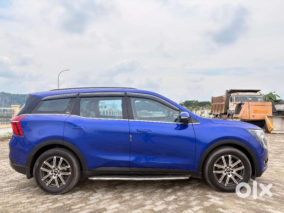 Mahindra Xuv700 2.0 Ax 7 Petrol At Str, 2022, Petrol