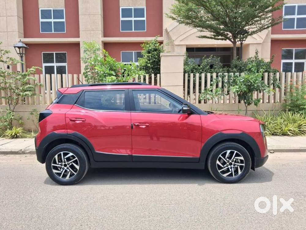 Mahindra Xuv 3xo Ax5 Pm Mt, 2025, Petrol
