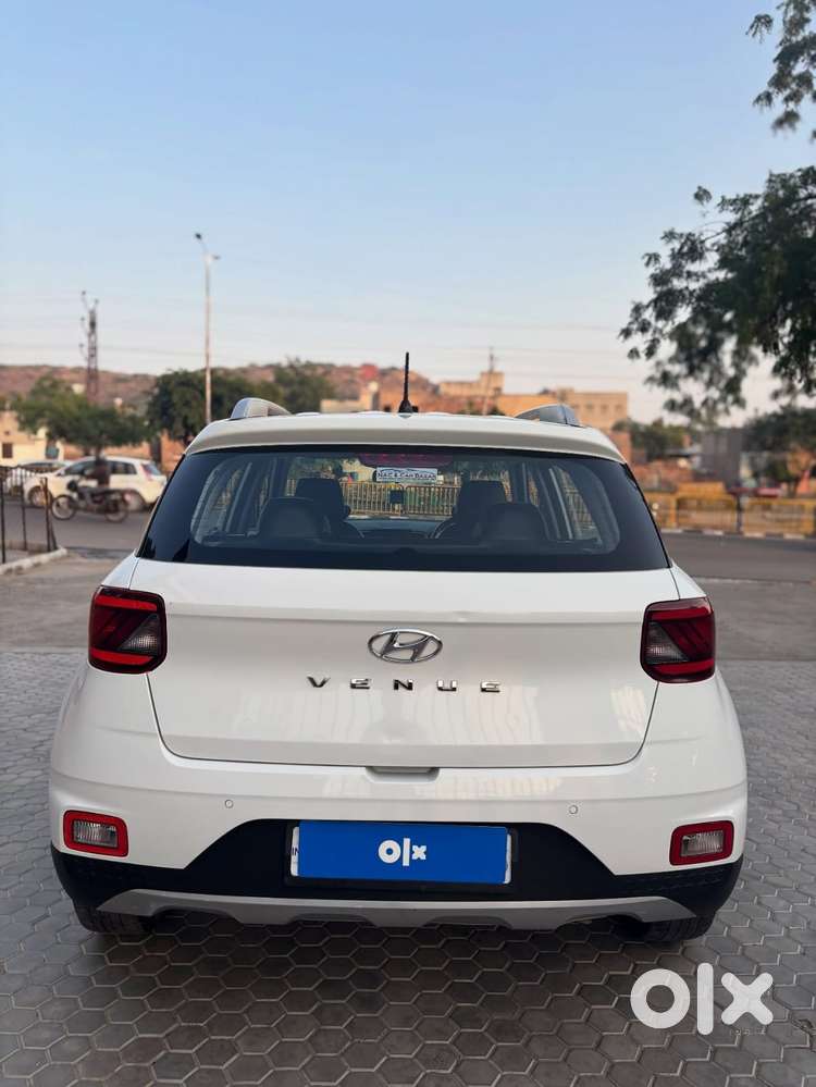Hyundai Venue S Mt 1.2 Kappa, 2022, Petrol