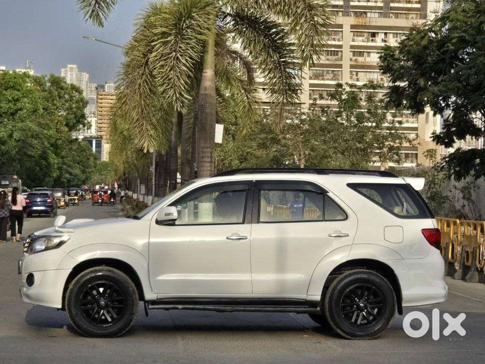 Toyota Fortuner 3.0 4x2 Automatic, 2012, Diesel