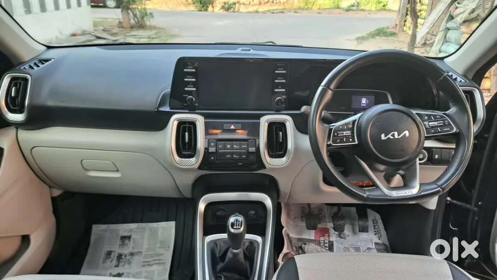 Kia Sonet 2022model Sunroof, Push Start