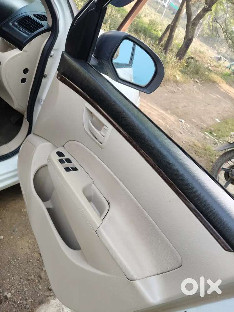 Maruti Suzuki Dzire 2016 Petrol Good Condition