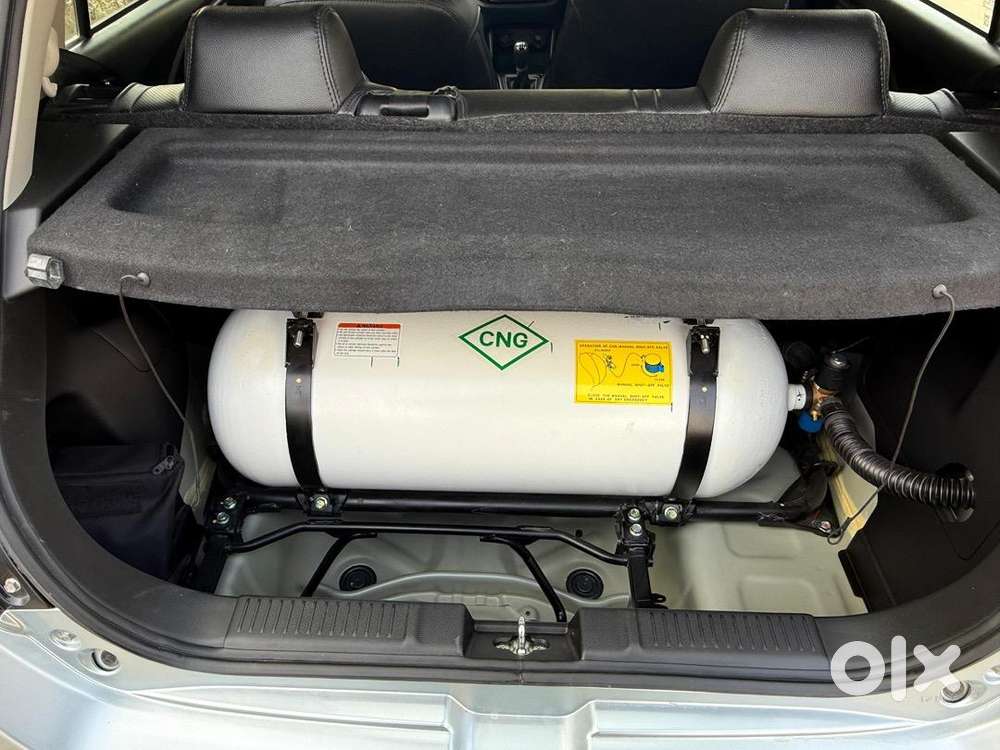 Maruti Suzuki Swift 2025 Cng & Hybrids 20000 Km Driven