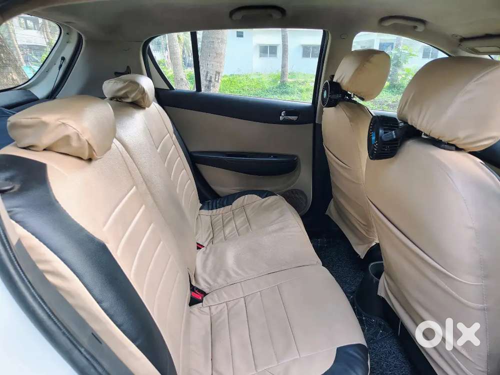 Hyundai I20 2012 Diesel 152458 Km Driven.