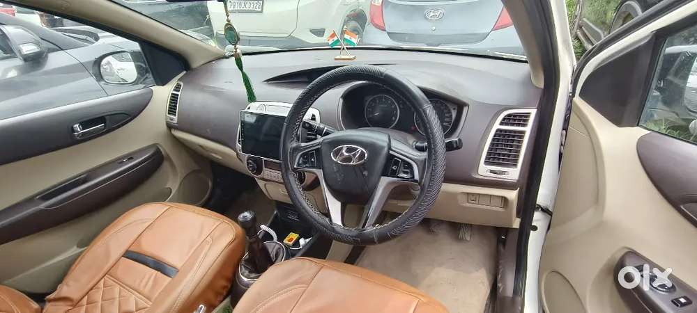 Hyundai New I20 Sportz 2011