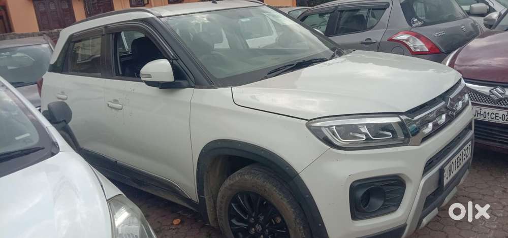 Maruti Suzuki Brezza 1.5 Zxi Smart Hybrid, 2020, Petrol