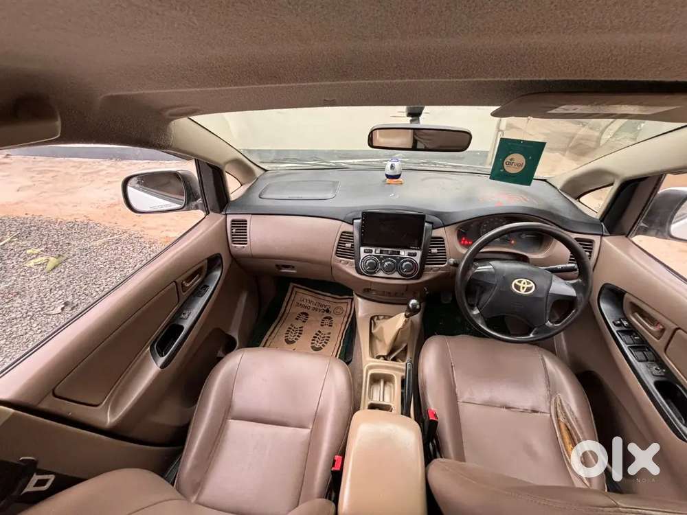 Toyota Innova 2015 Diesel Well Maintained