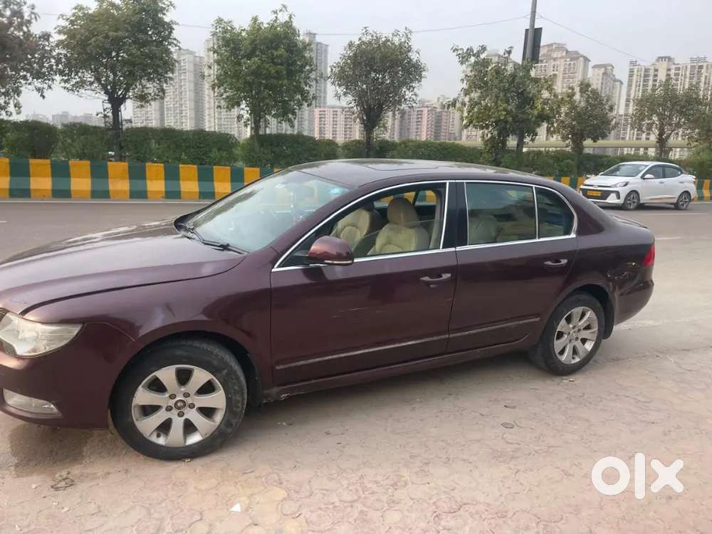 Skoda Superb Elegance 2011 Automatic