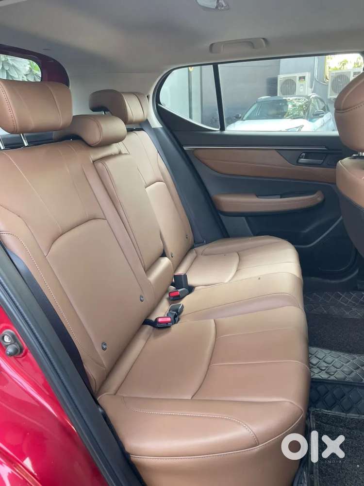 Honda Elevate Zx Cvt, 2025, Petrol