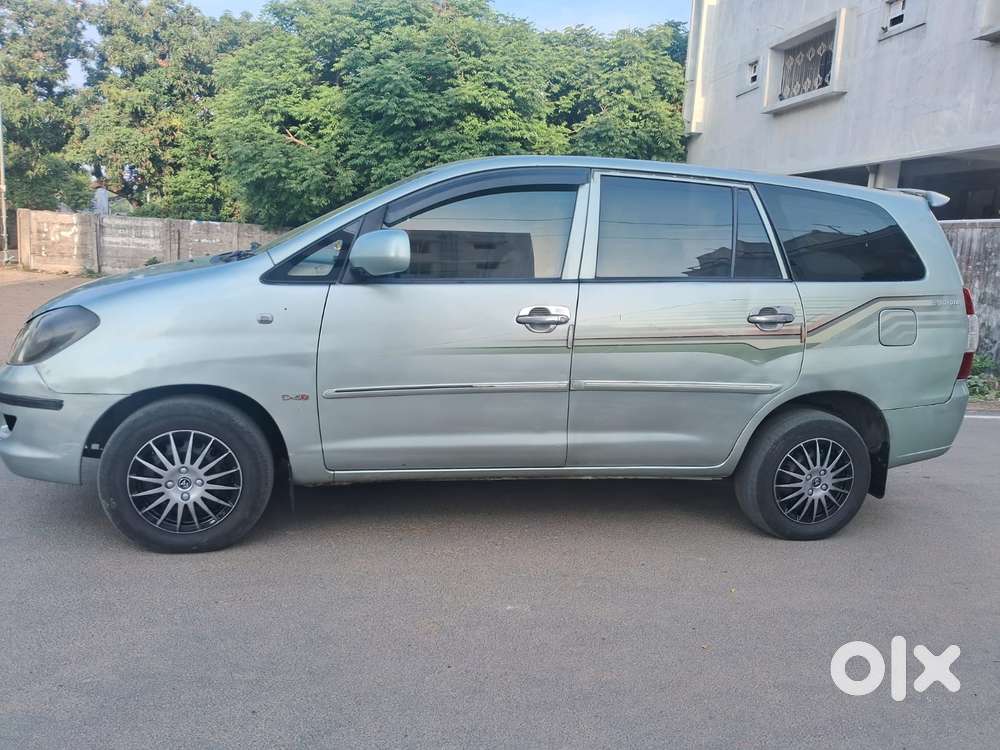 Toyota Innova 2.5 E 8 Str, 2005, Diesel
