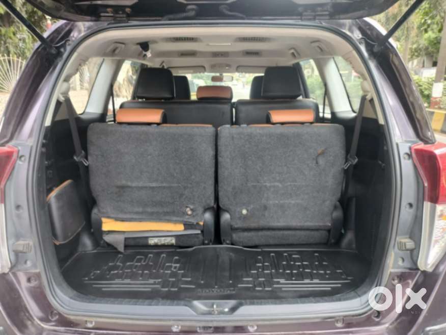 Toyota Innova Crysta 2.8 Gx At 8s, 2016, Diesel