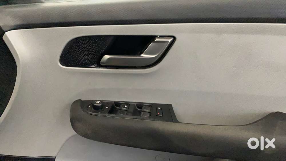 Tata Altroz Xz, 2021, Petrol