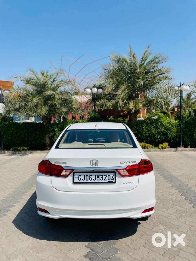 Honda City Zx 2015 Cng & Hybrids Well Maintained