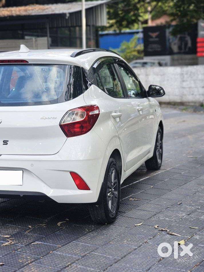 Hyundai Grand I10 Nios Amt Sportz, 2022, Petrol