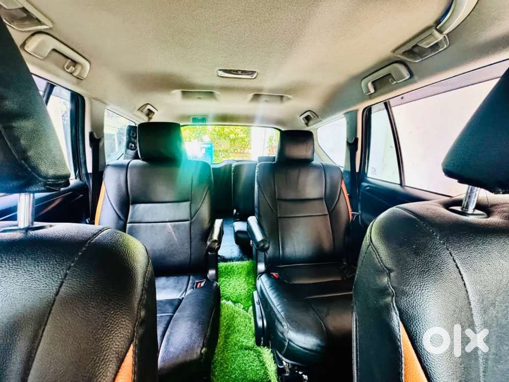Toyota Innova Crysta [2020-ongoing] 2.4 Vx 7 Str, 2022, Diesel