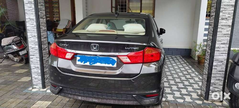 Honda City 1.5 V Mt(i-vtec) 5th Gen