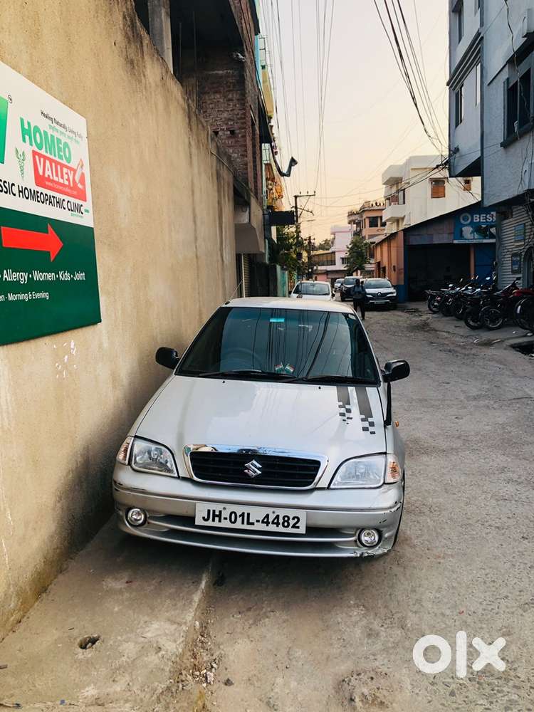 Maruti Esteem Petrol 2005