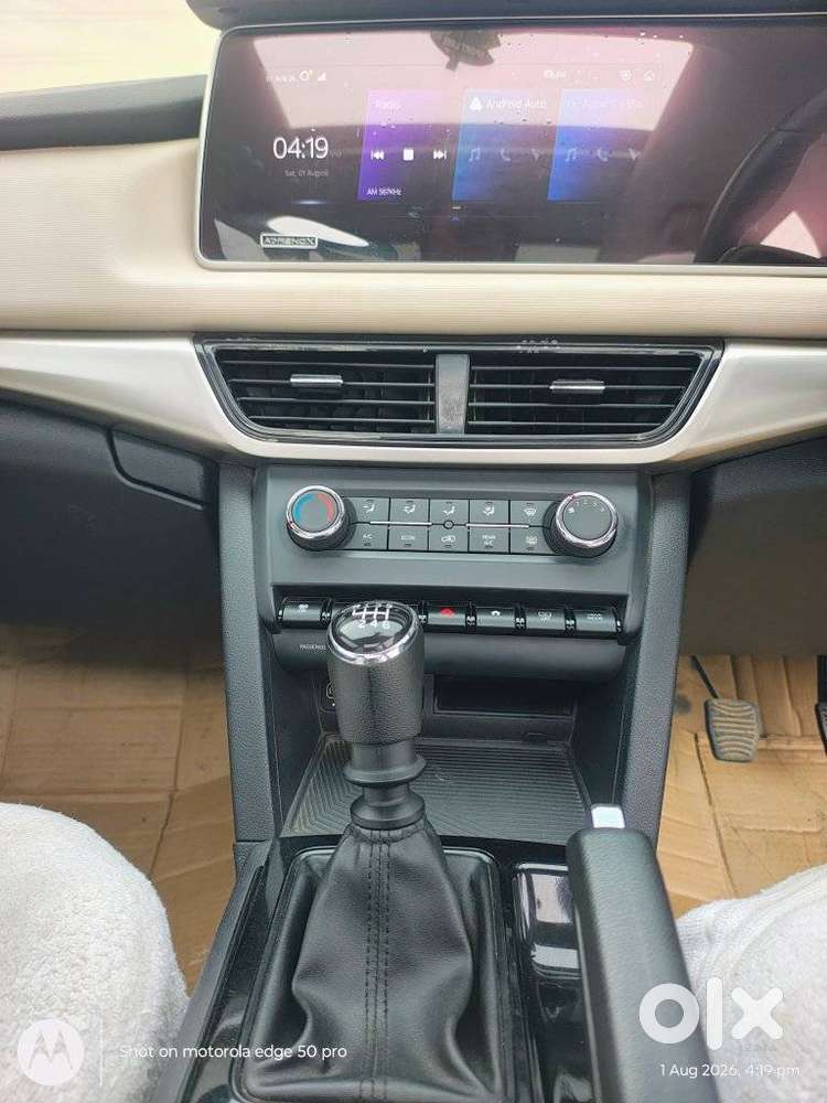 Mahindra Xuv700 2.2 Ax 5 Diesel Mt 7 Str, 2023, Diesel