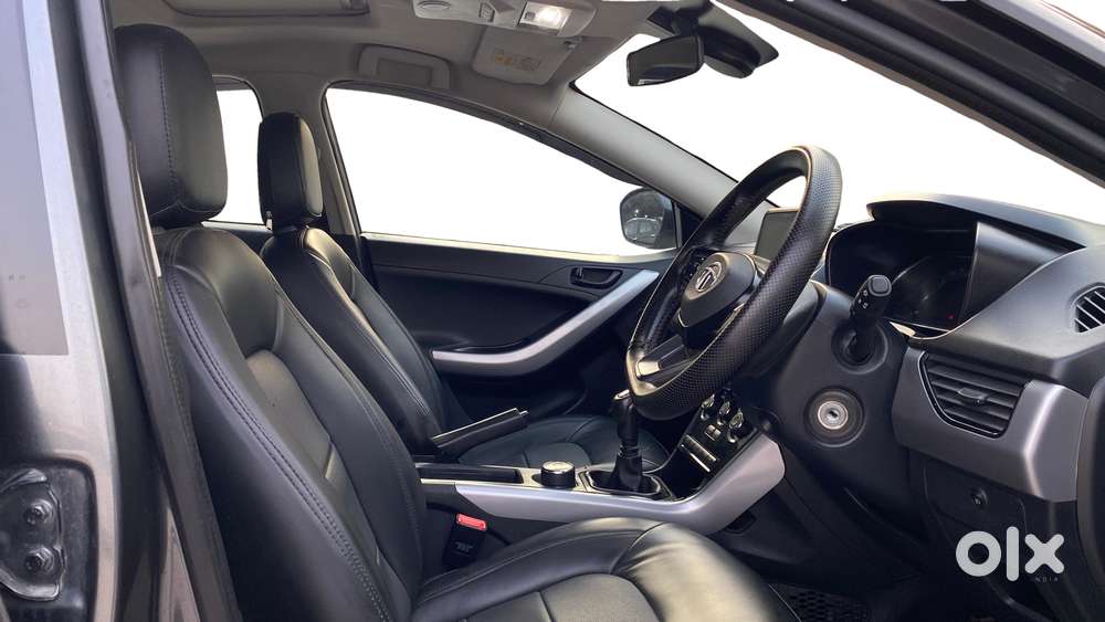 Tata Nexon 1.2 Revotron Xm (s), 2022, Petrol