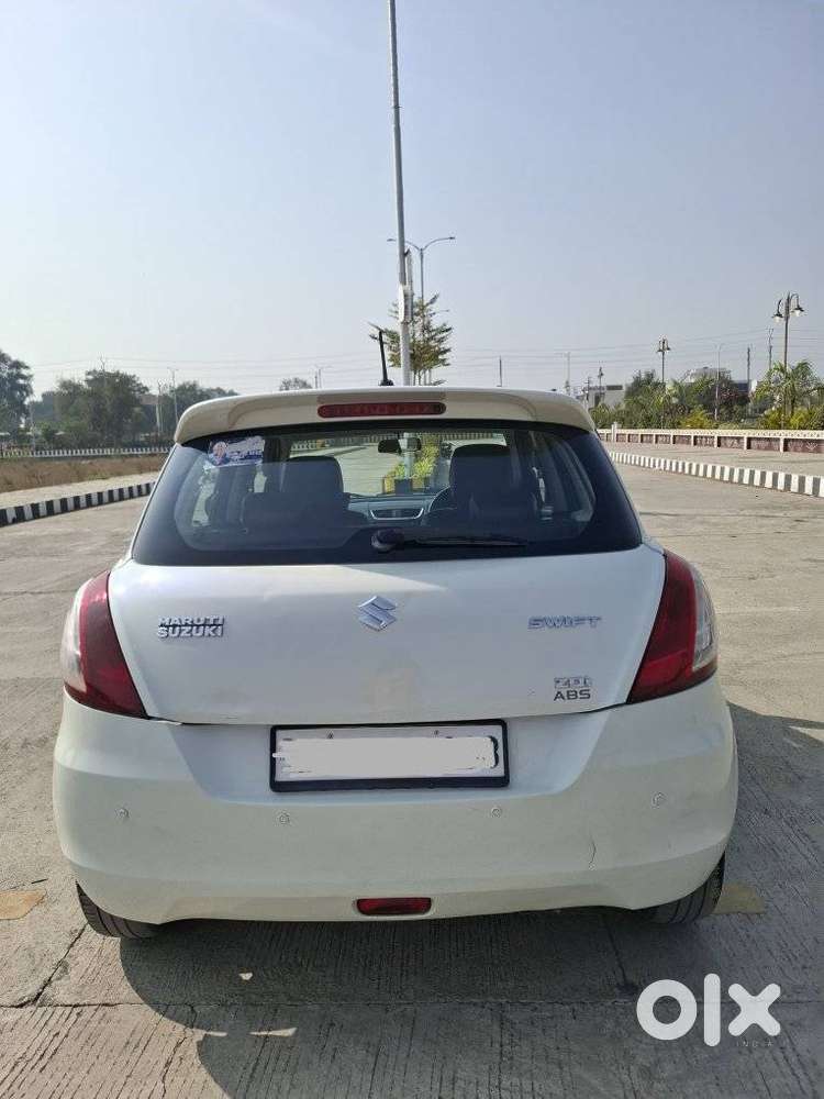 Maruti Suzuki Swift Ddis Zdi Plus, 2015, Diesel