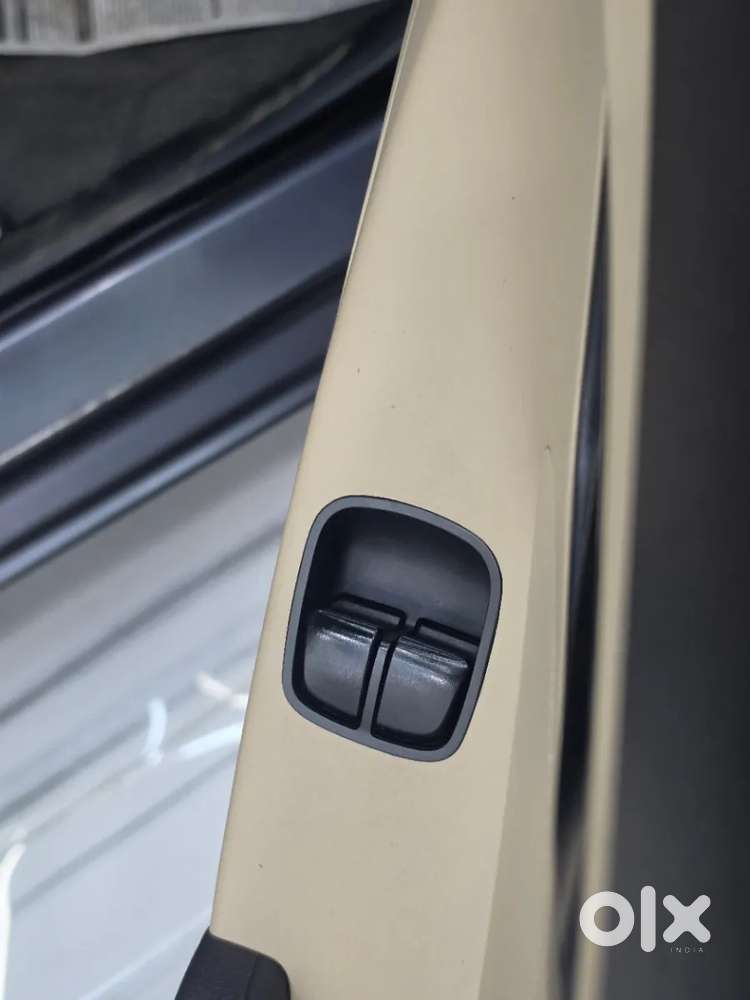 Hyundai Eon Era +, 2017, Petrol