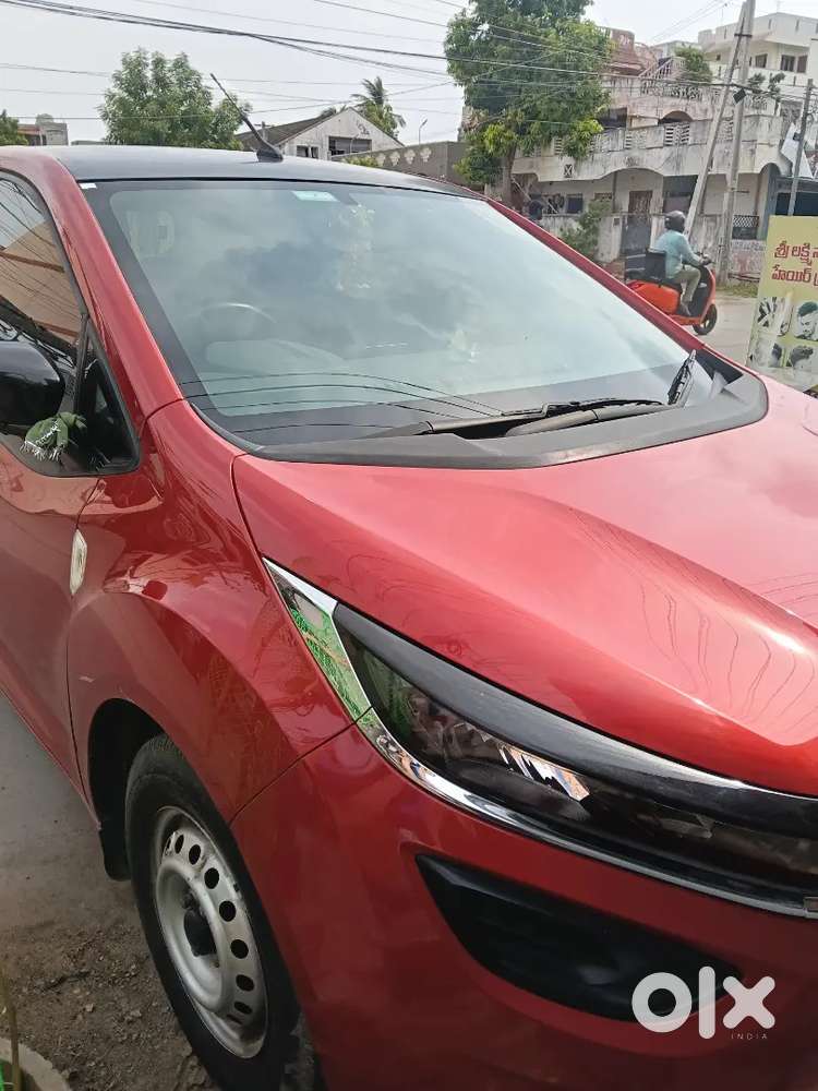 Tata Altroz 2021 Petrol Plus