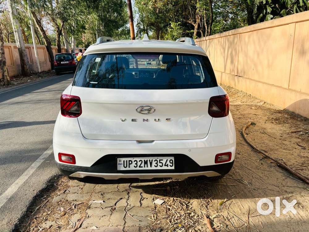 Hyundai Venue S, 2022, Cng & Hybrids